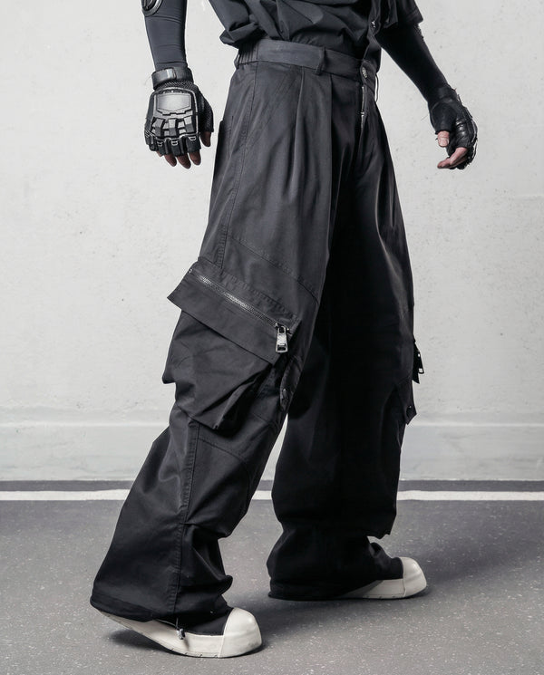 Oversized Multi-Pocket Cargo Techwear Pants