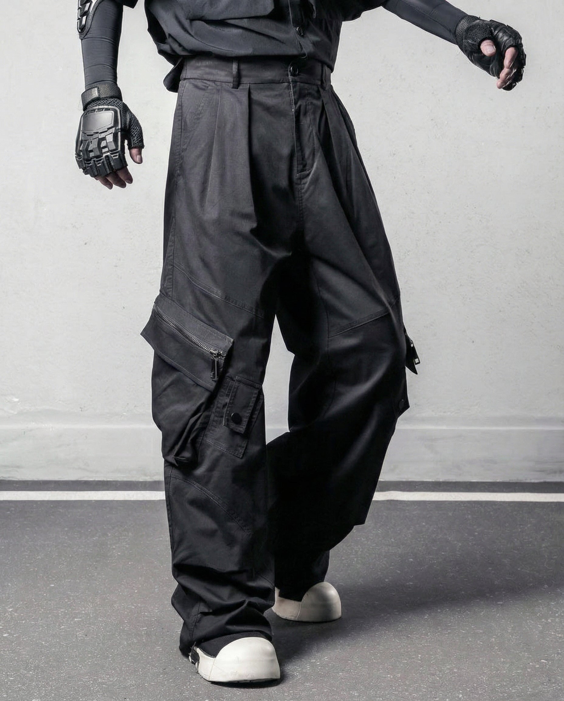 Oversized Multi-Pocket Cargo Techwear Pants - Wasteland Style