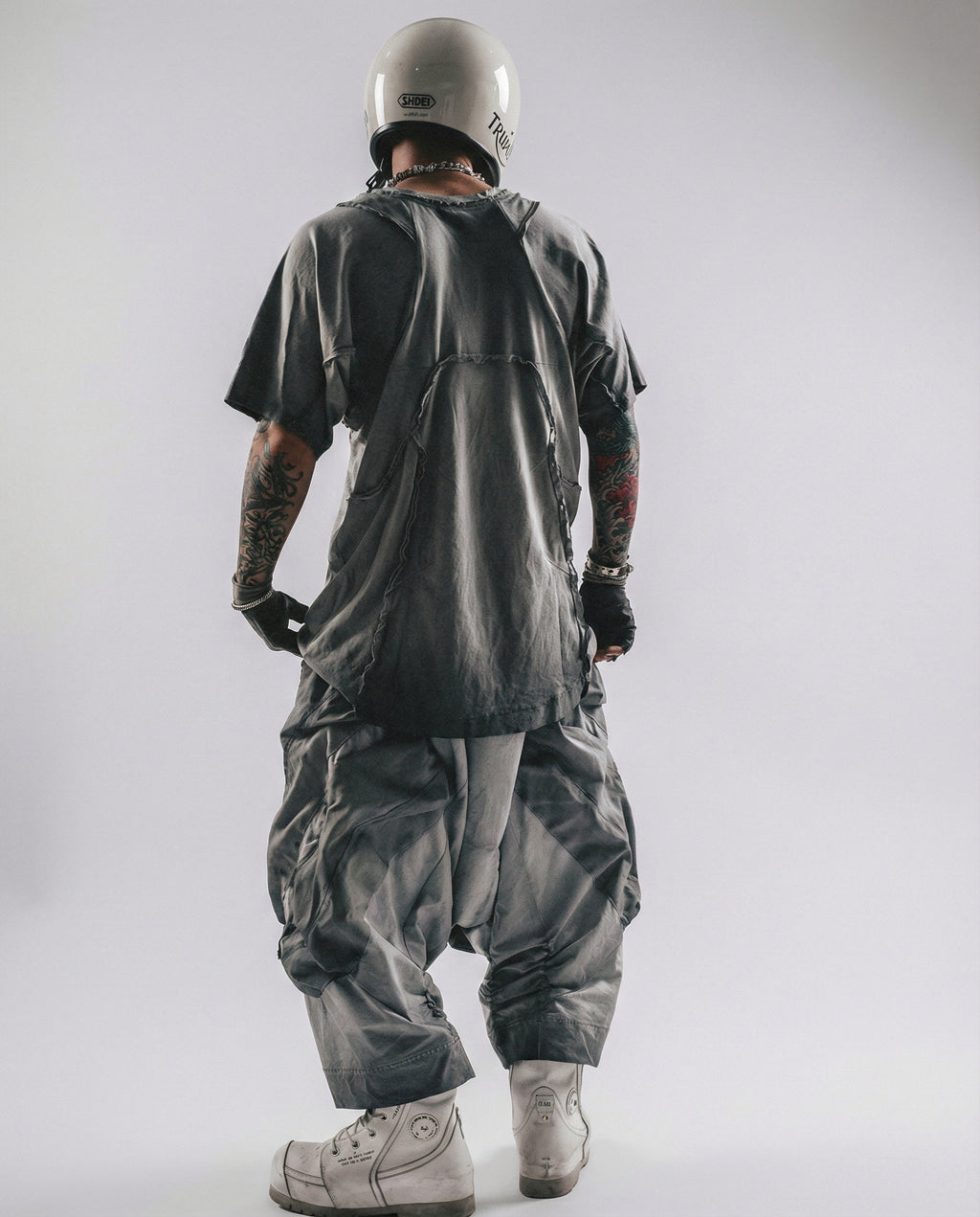 Distressed 3D Patchwork Raglan Tee - Wasteland Techwear