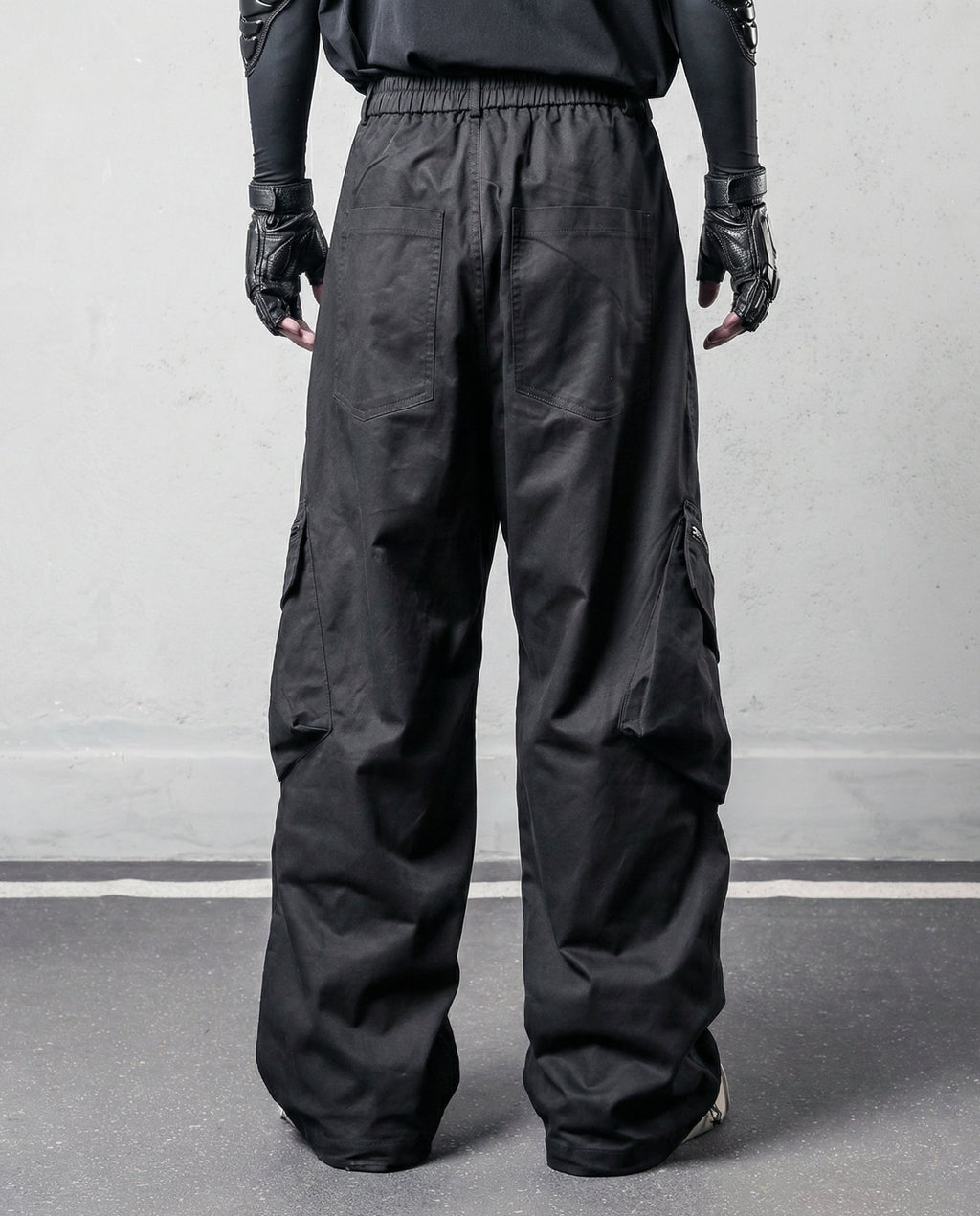 Oversized Multi-Pocket Cargo Techwear Pants - Wasteland Style