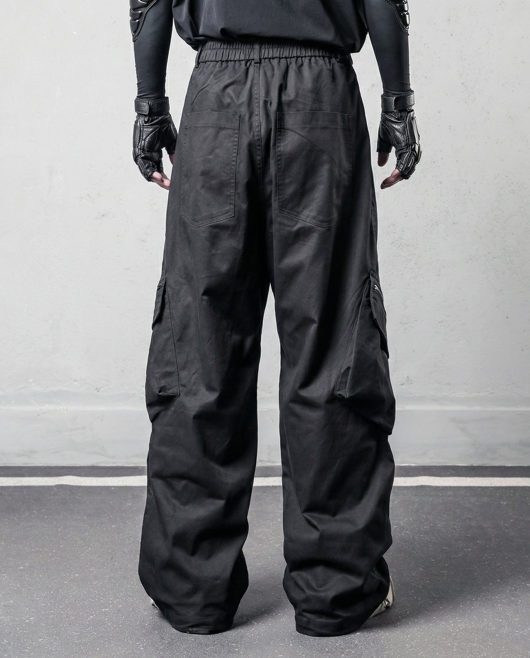 Oversized Multi-Pocket Cargo Techwear Pants - Wasteland Style