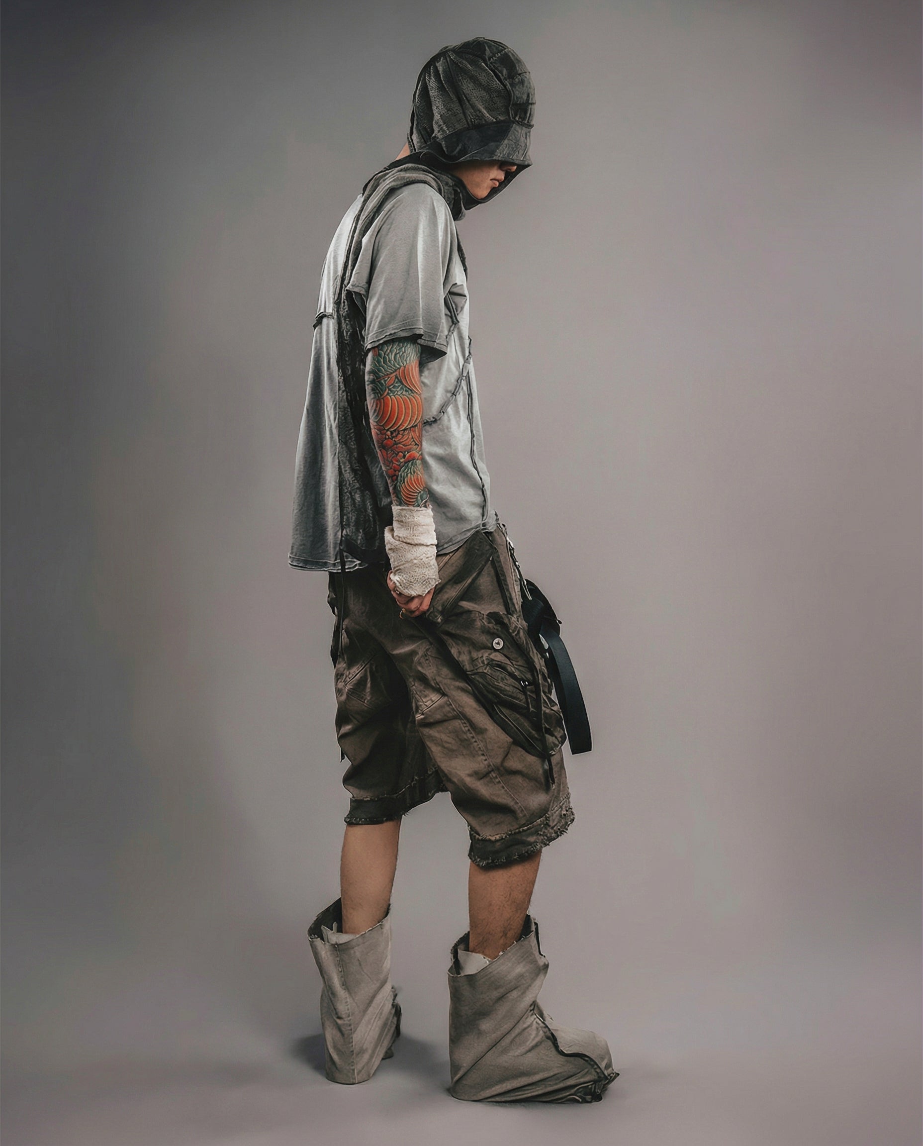 Distressed 3D Patchwork Raglan Tee - Wasteland Techwear
