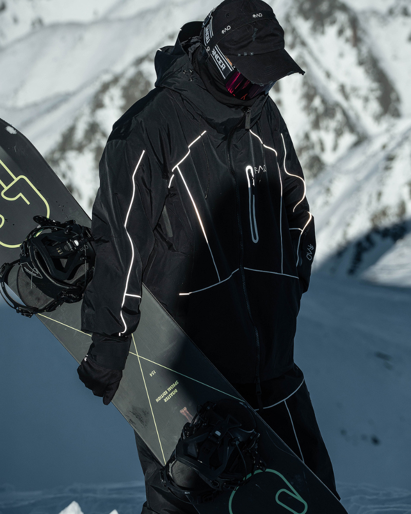 Ski Wear Black Reflective Waterproof Windproof Oversize Ski Suit - Unisex