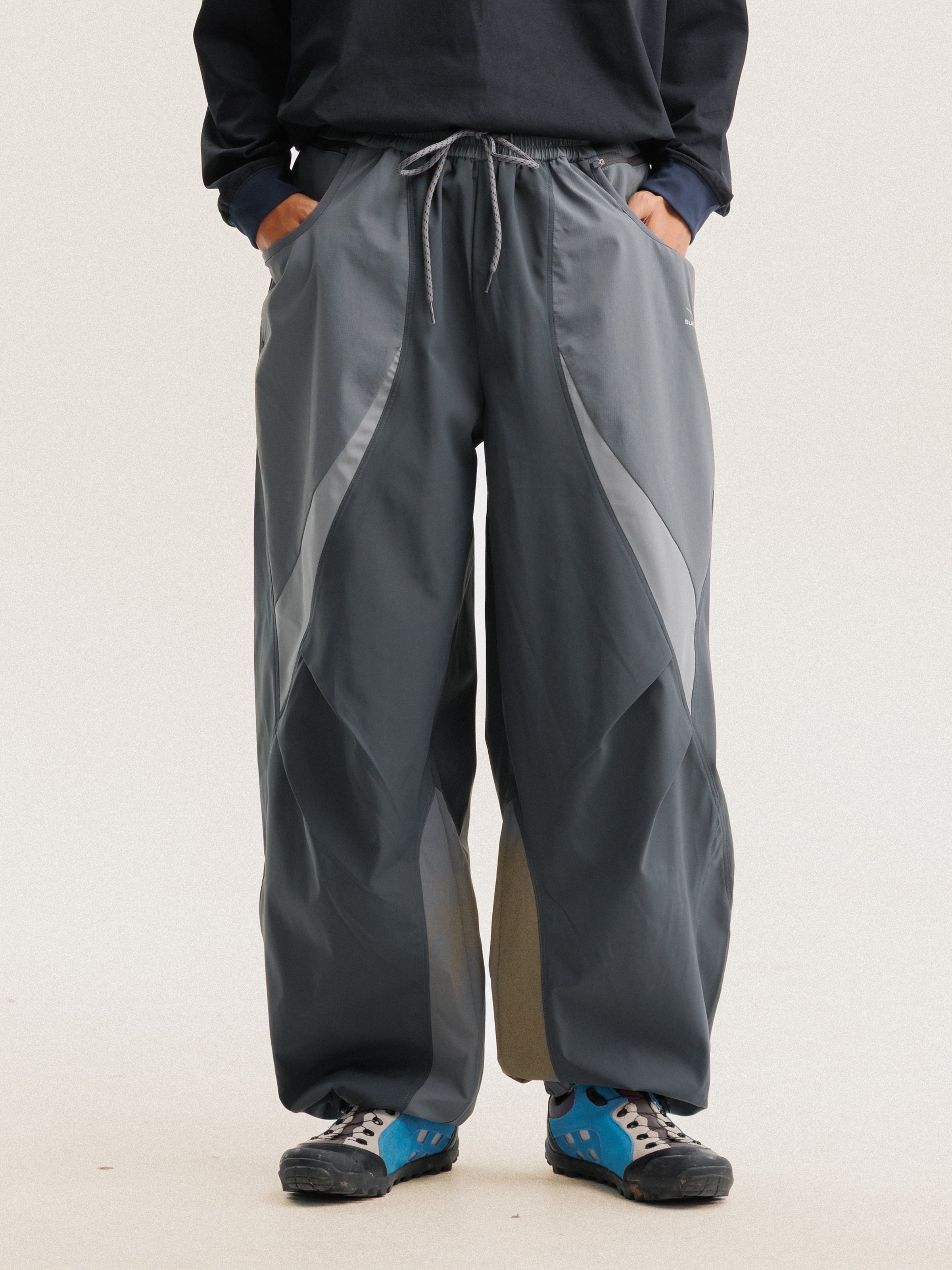 Zeroph Wide-Leg Hiking Cargo Pants